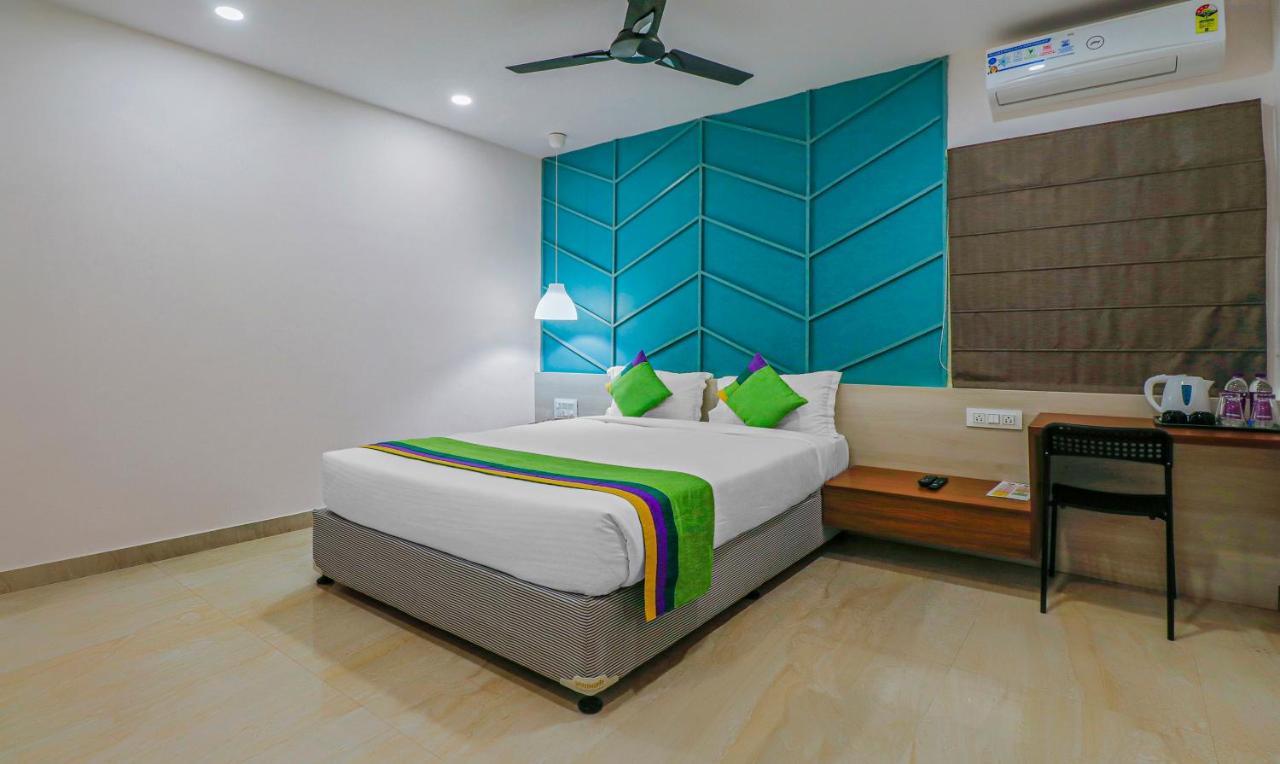 Hotel Treebo Yc Grand Boutique, Electronic Bangalore