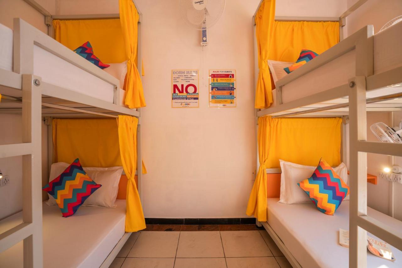 Albergue Gostops Bengaluru, Gandhi Nagar Majestic