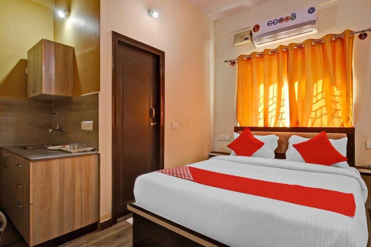 Hotel Oyo 84439 S M Comforts 3*
