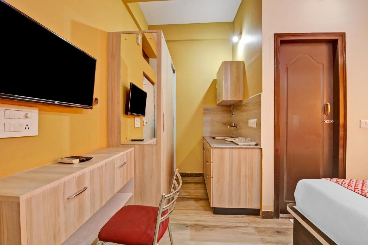 Oyo 84439 S M Comforts Hotel