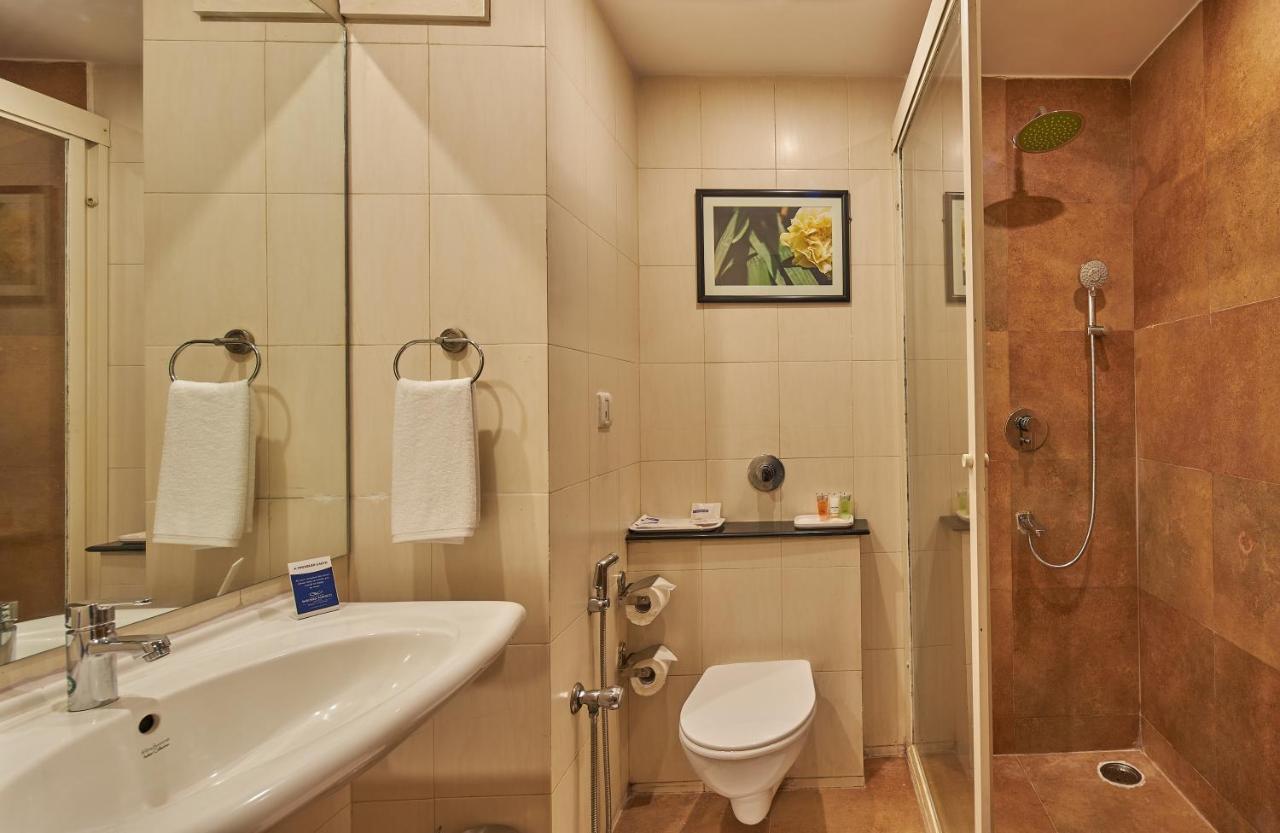 Hotel Tulip Koramangala 4*