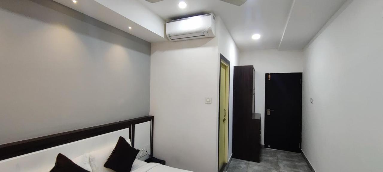 Abooz 3* Bangalore