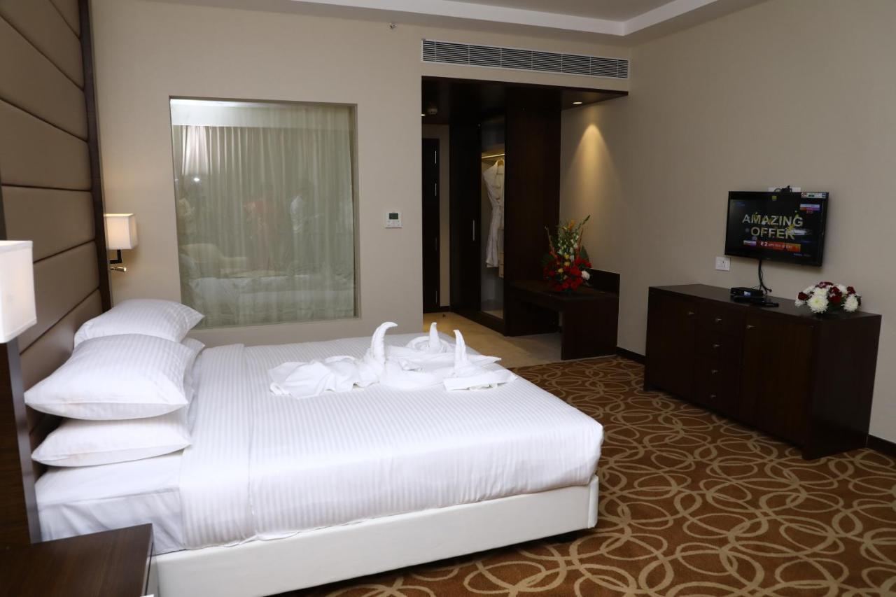 Yn Hotel 3*