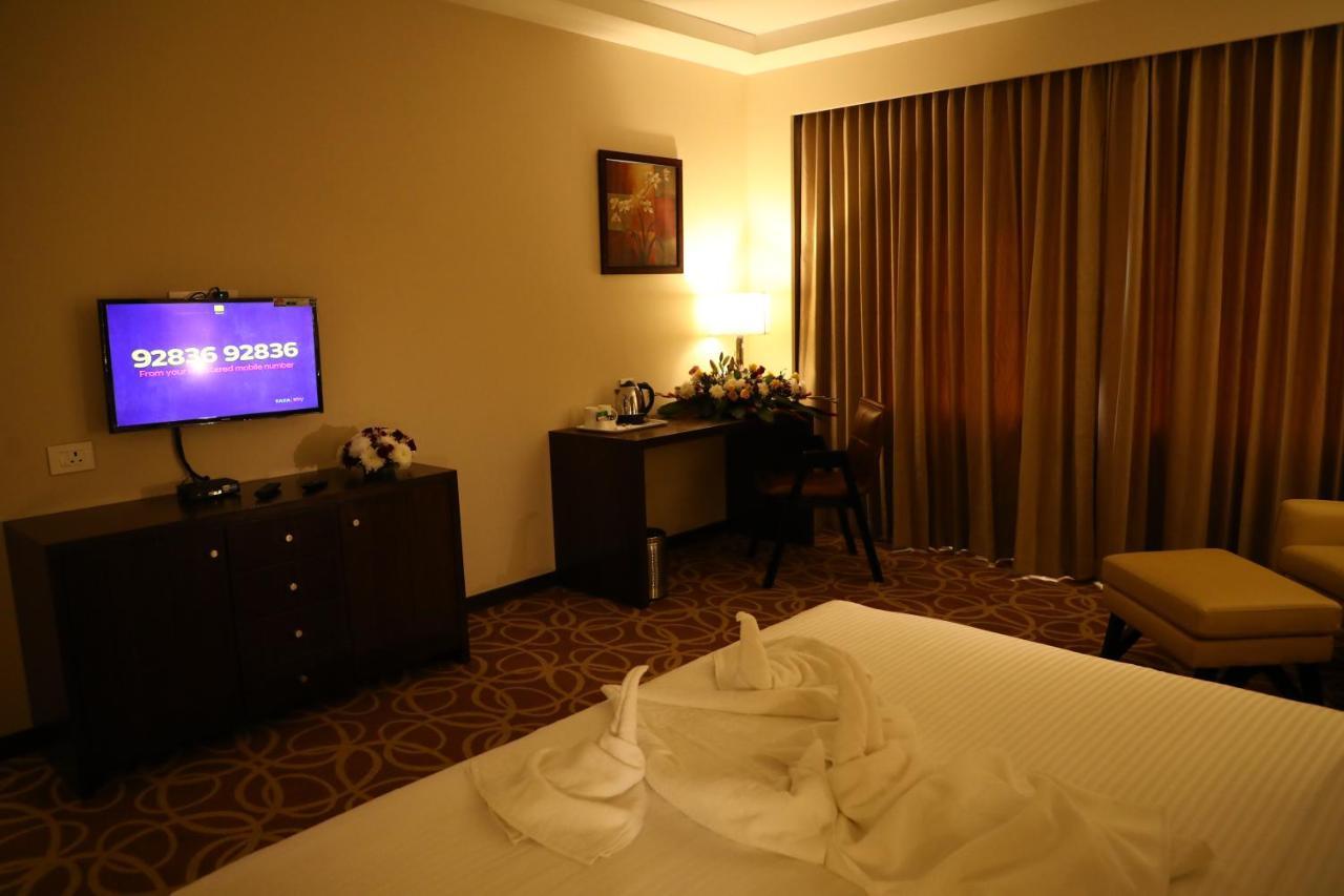 Yn Hotel 3*