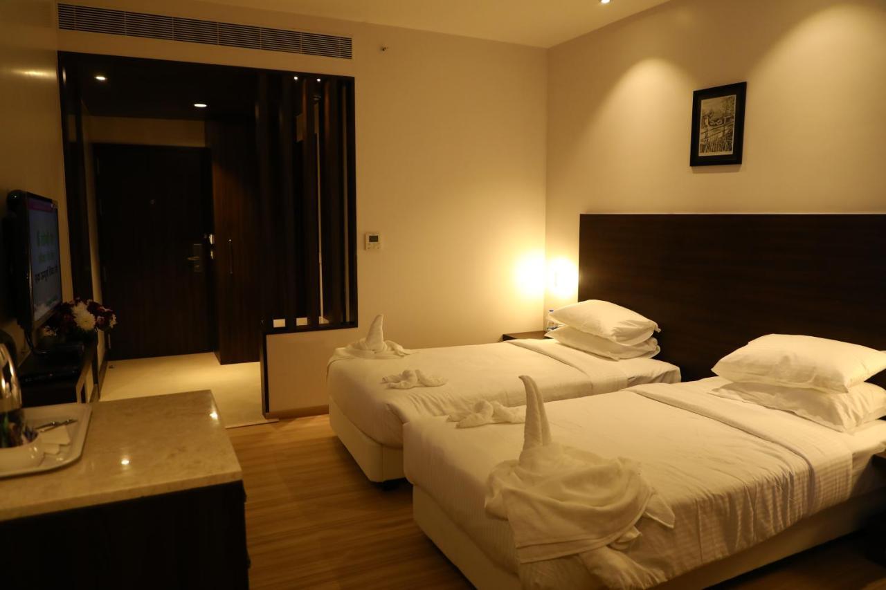 Yn Hotel