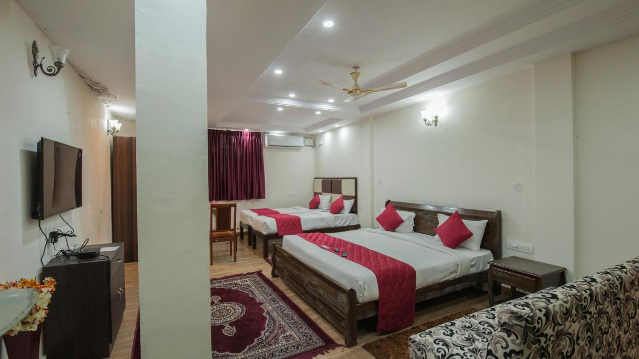 Windsor Castle Brigade Rd Hotel Bangalore