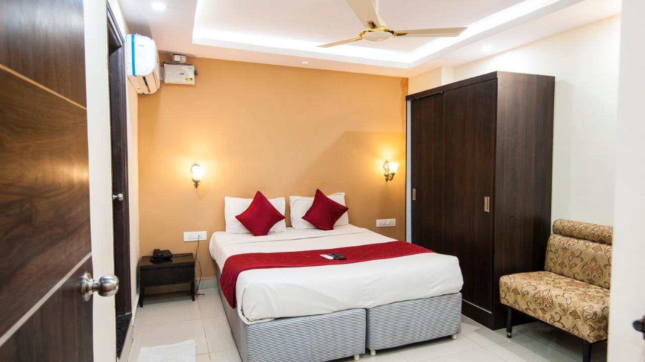 Windsor Castle Brigade Rd 3* Bangalore