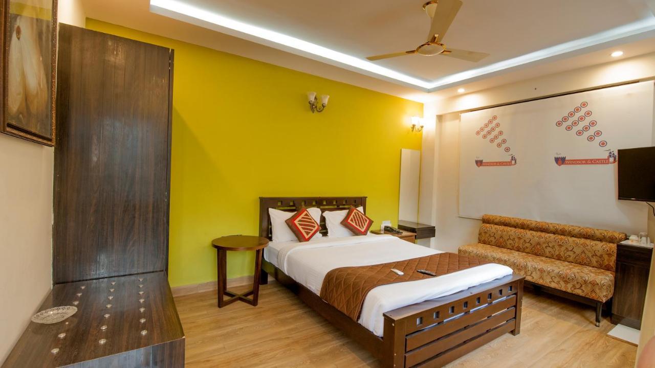 Windsor Castle Brigade Rd 3* Bangalore