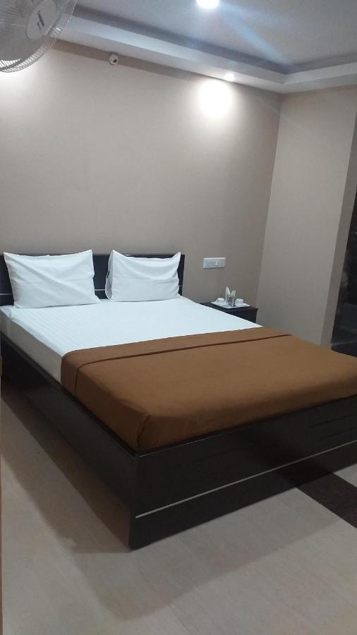 The Nisarga Grand 3* Bangalore