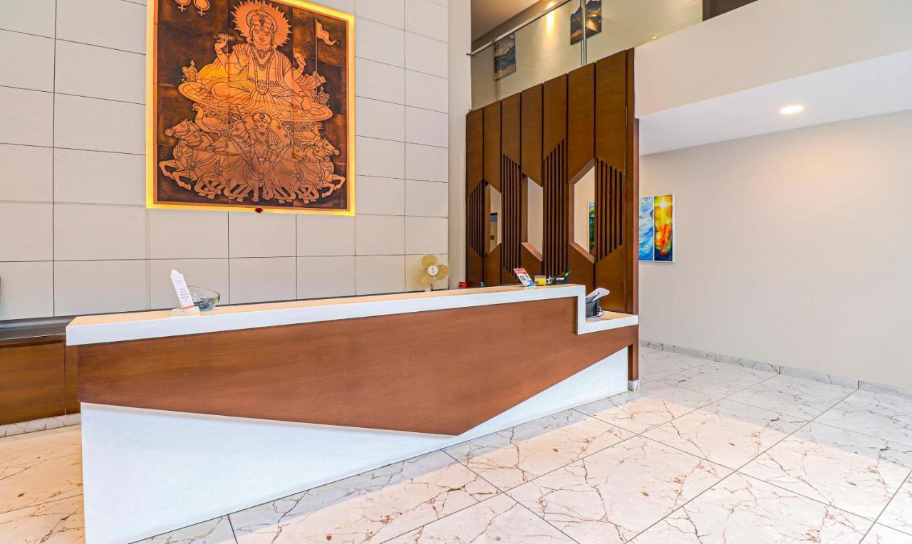 Hotel Treebo Yc Grand Boutique, Electronic 3*