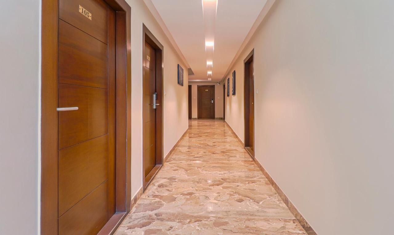 Treebo Yc Grand Boutique, Electronic 3* Bangalore