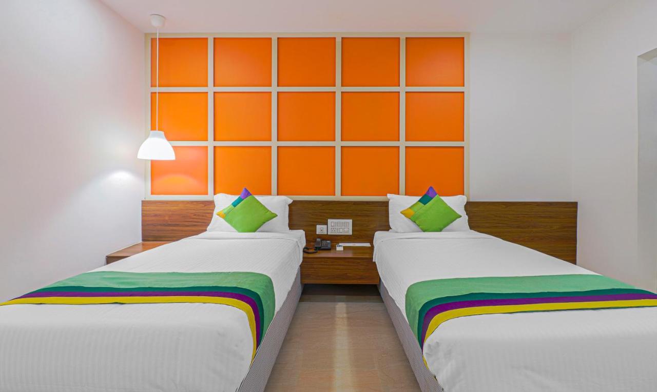 Treebo Yc Grand Boutique, Electronic Hotel 3*