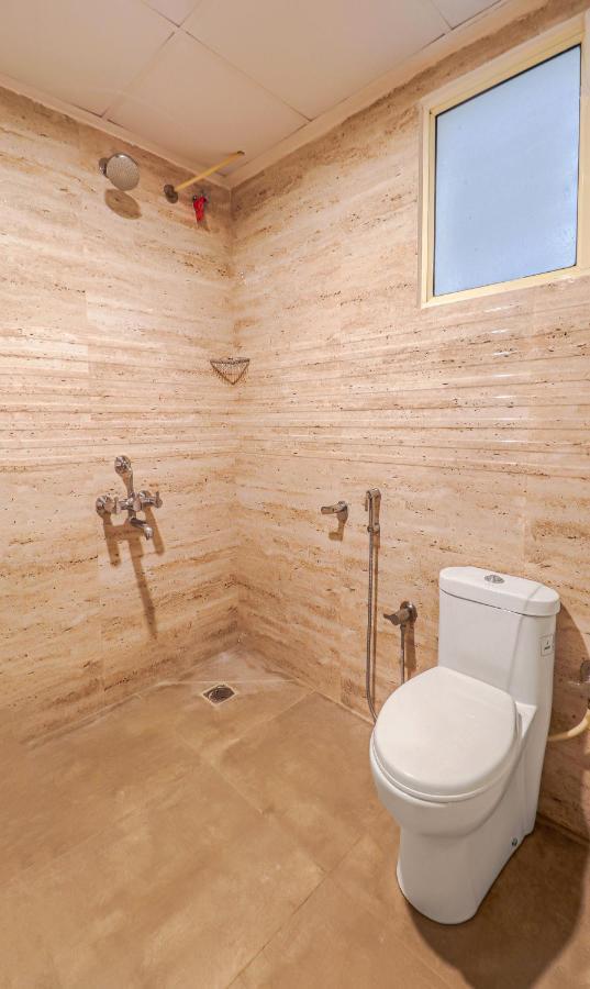 Treebo Yc Grand Boutique, Electronic 3*