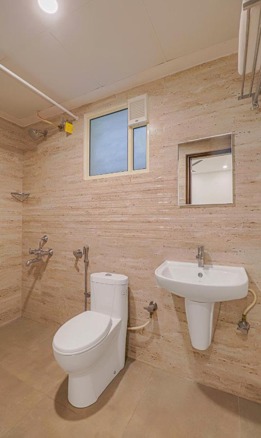Treebo Yc Grand Boutique, Electronic Bangalore