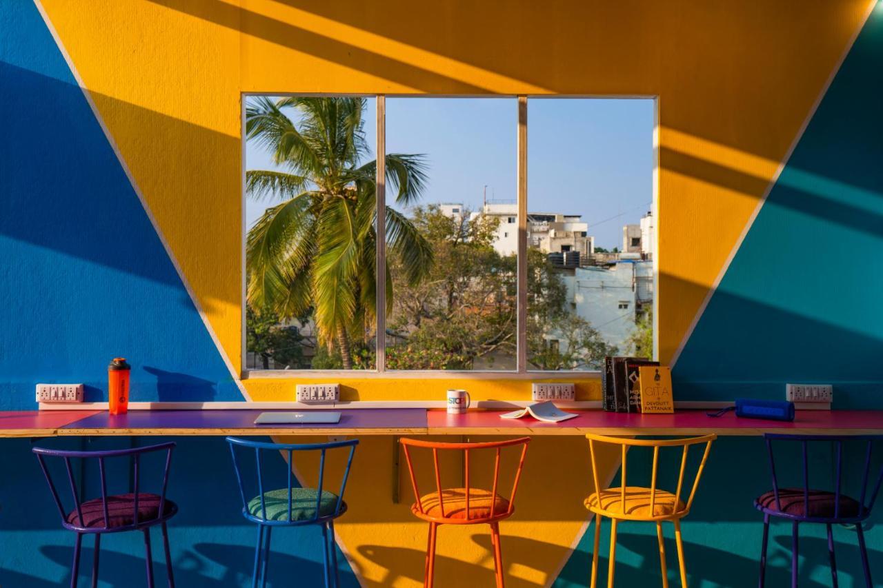Albergue Gostops Bengaluru, Gandhi Nagar Majestic