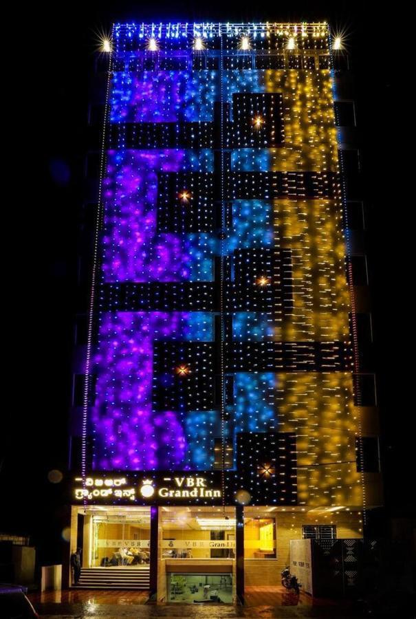 Vbr Grand Hotel Bangalore