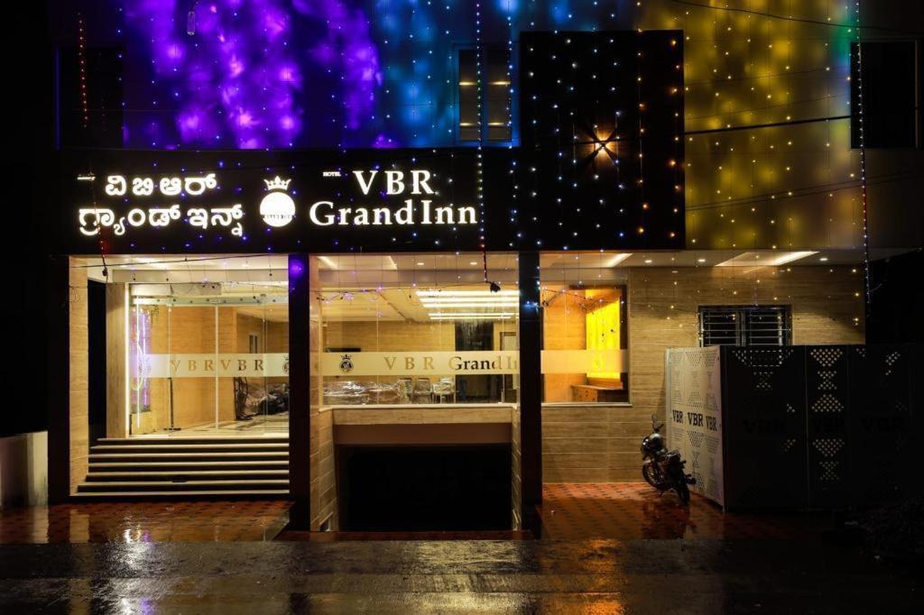 Vbr Grand