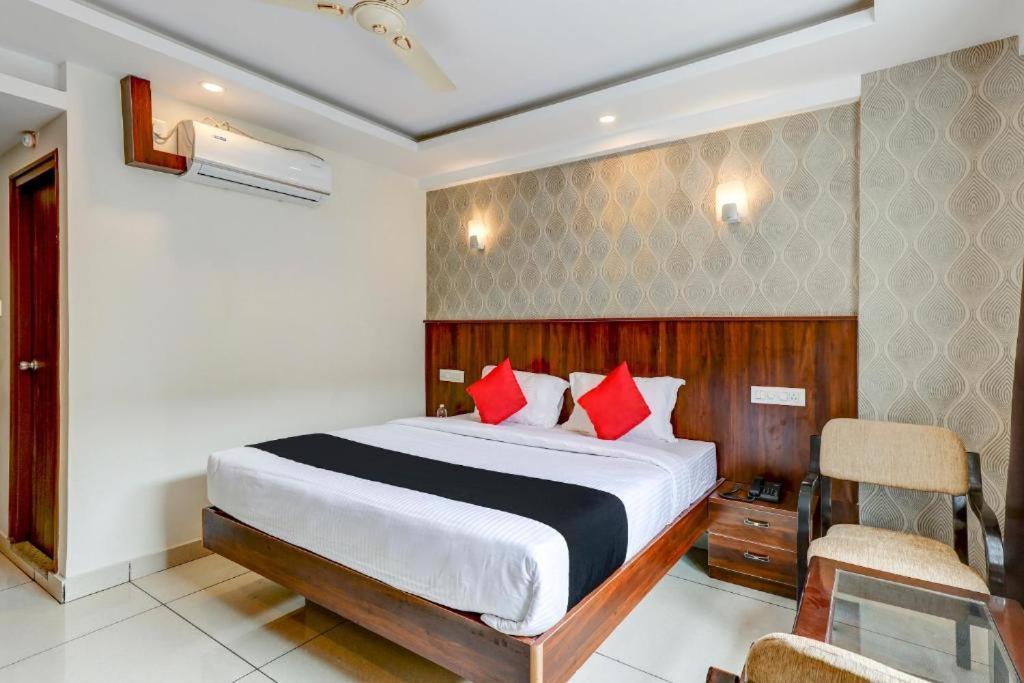 Urban Smart Wagtail Hotel 4*