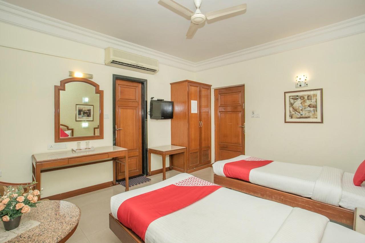 Oyo 579 Hotel Aab Hotel 3*