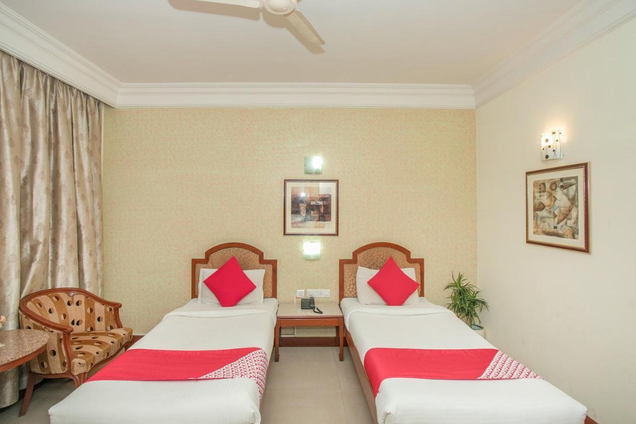 Hotel Oyo 579 Hotel Aab Bangalore