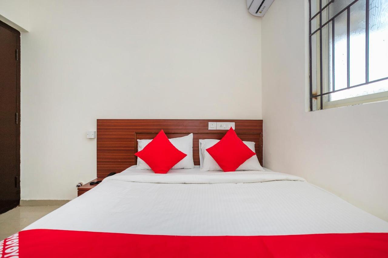 Oyo 22940 Sri Durga Residency Hotel Bangalore