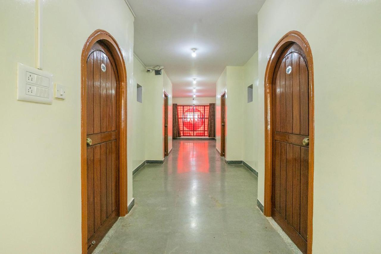 Hotel Oyo 22940 Sri Durga Residency Bangalore