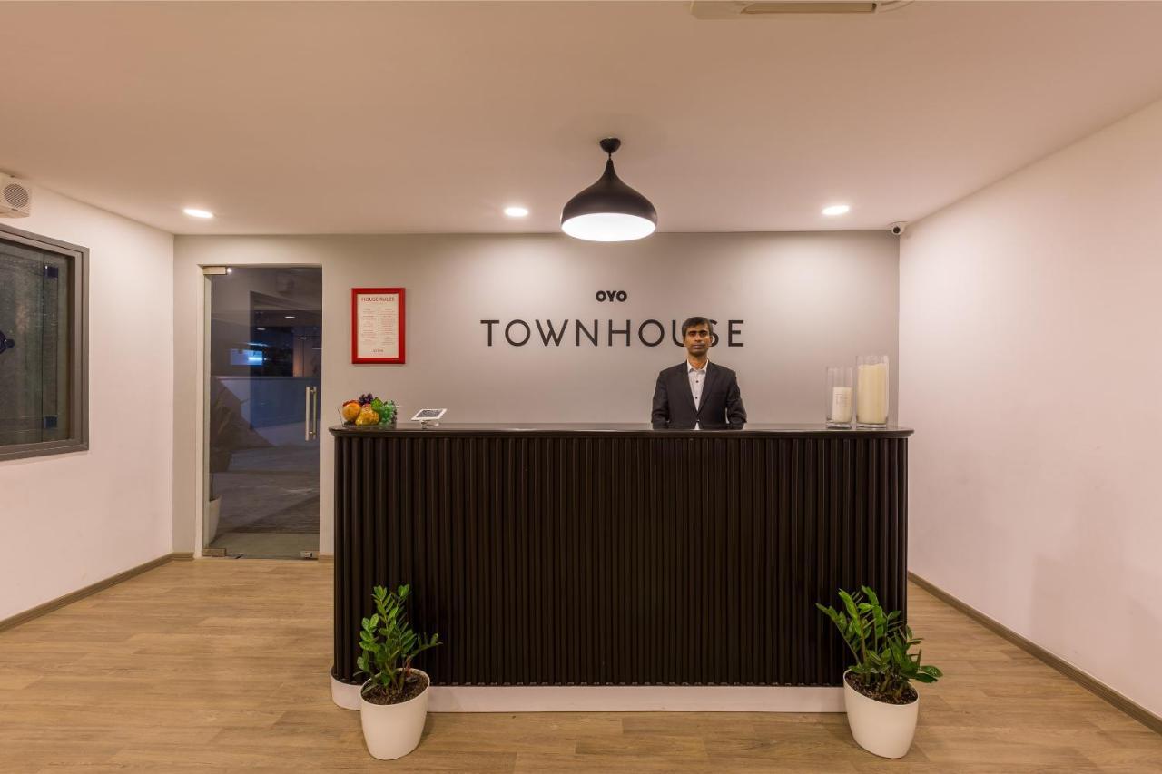 Hotel Oyo Townhouse 025 Garuda Mall