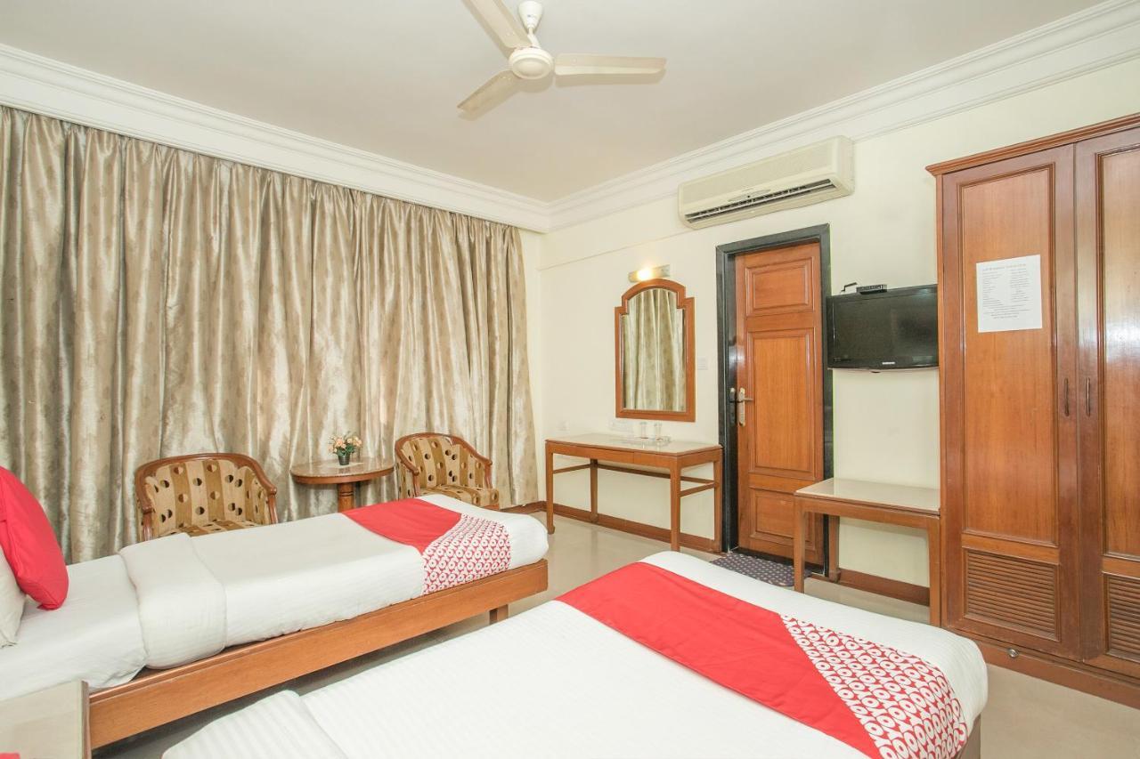Oyo 579 Hotel Aab Hotel