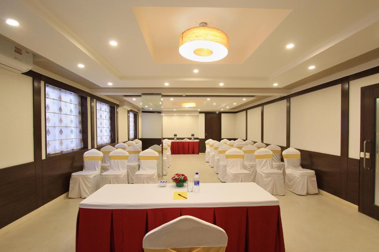 La Sara Regent Hotel 2*