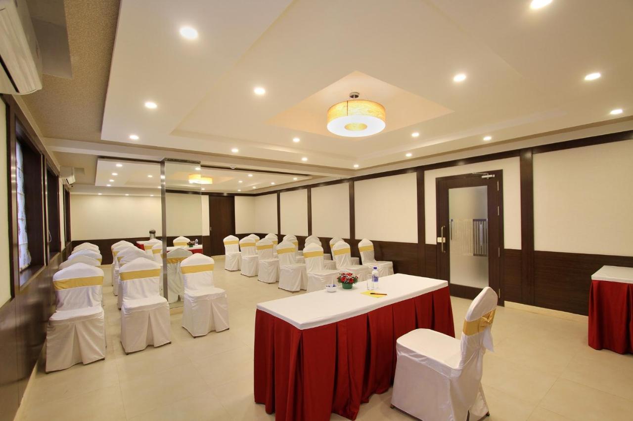 Hotel La Sara Regent