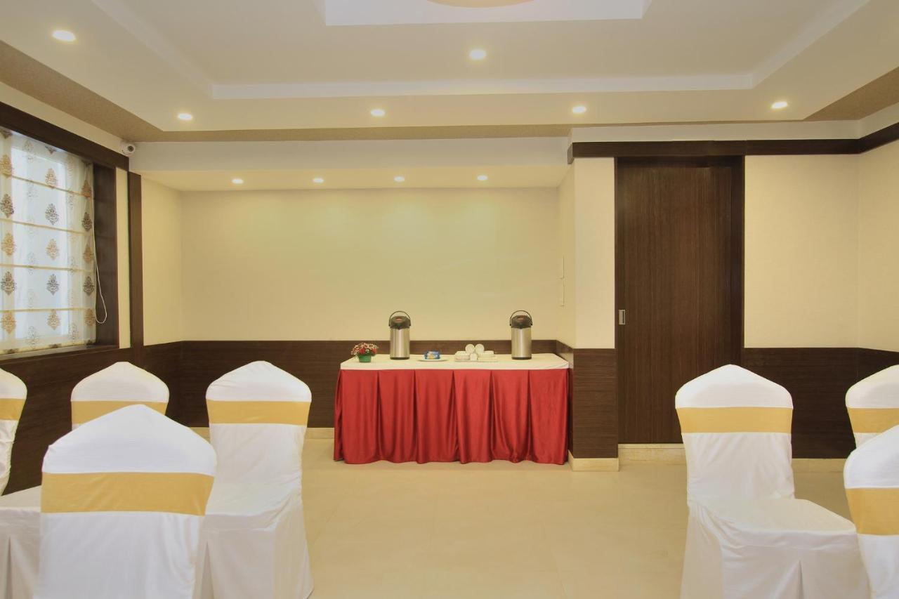 La Sara Regent Bangalore