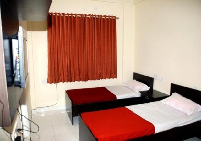 Maple Budget Hotel 2*