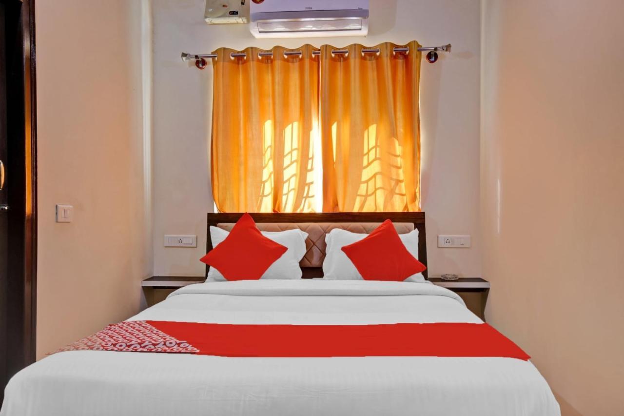 Oyo 84439 S M Comforts 3*