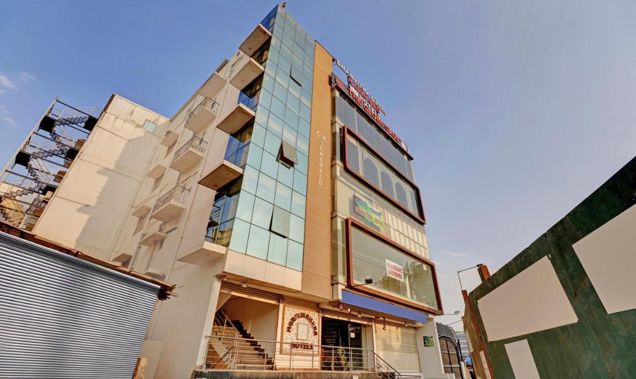 Hotel Treebo Trip Dhanvitha Suites Bannerghatta Main Road 3*