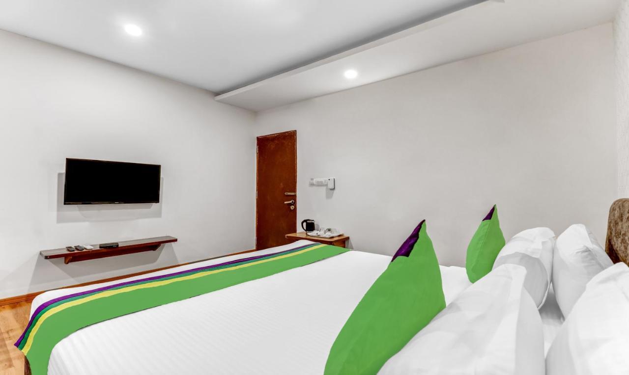 Treebo Trip Dhanvitha Suites Bannerghatta Main Road Hotel
