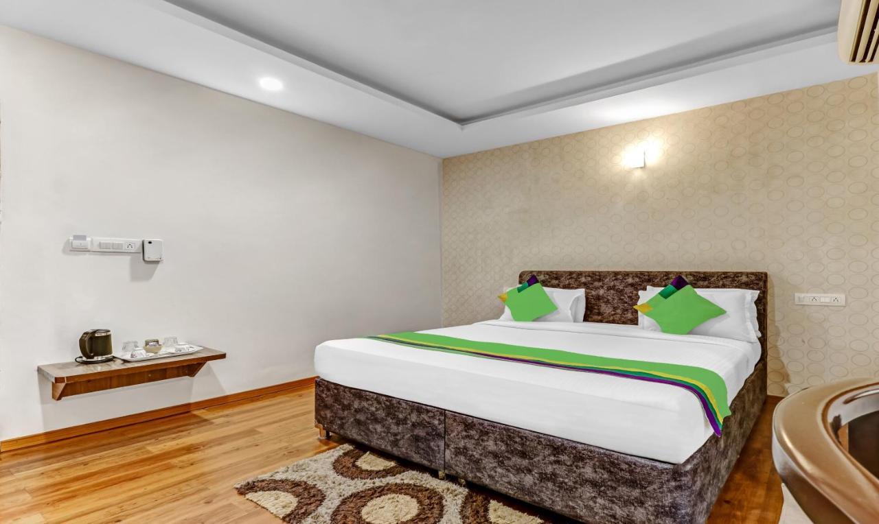 Hotel Treebo Trip Dhanvitha Suites Bannerghatta Main Road