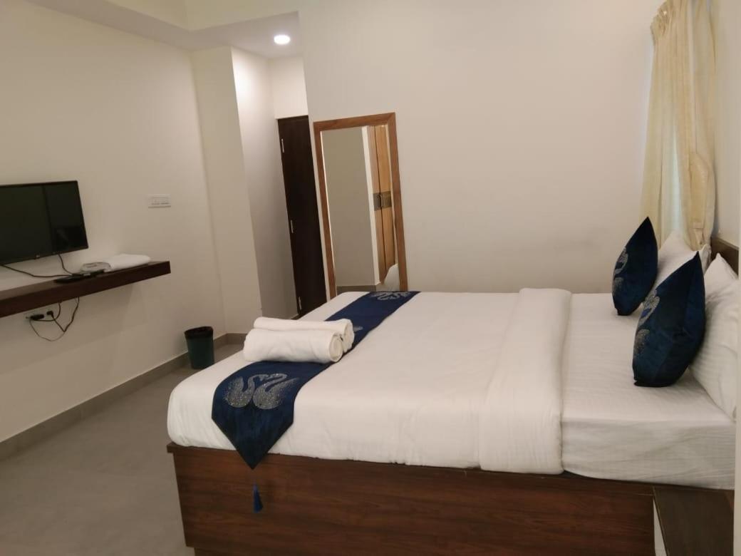 Amulya Fine Dine Residency Hotel Bangalore