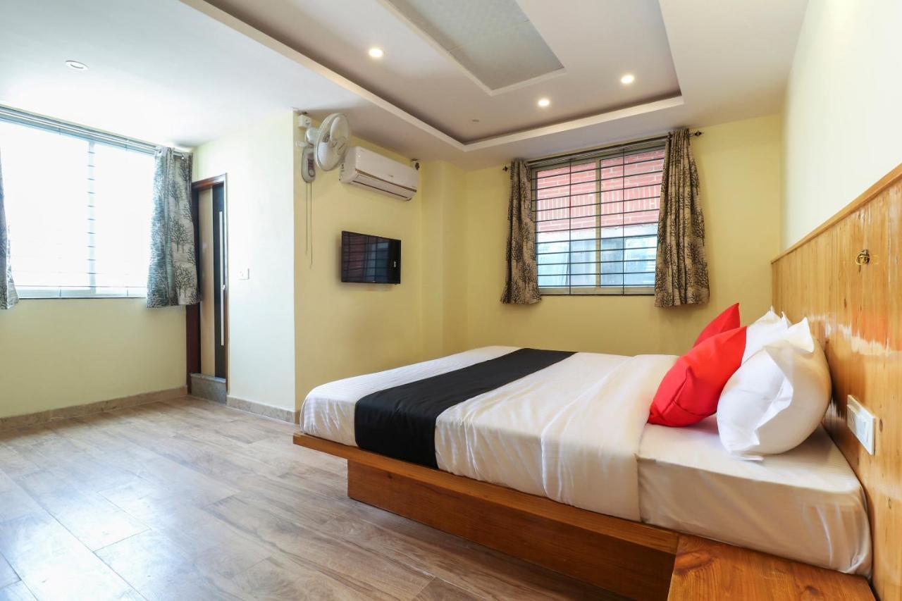 Hotel Capital O 64592 Dhanvitha Residency