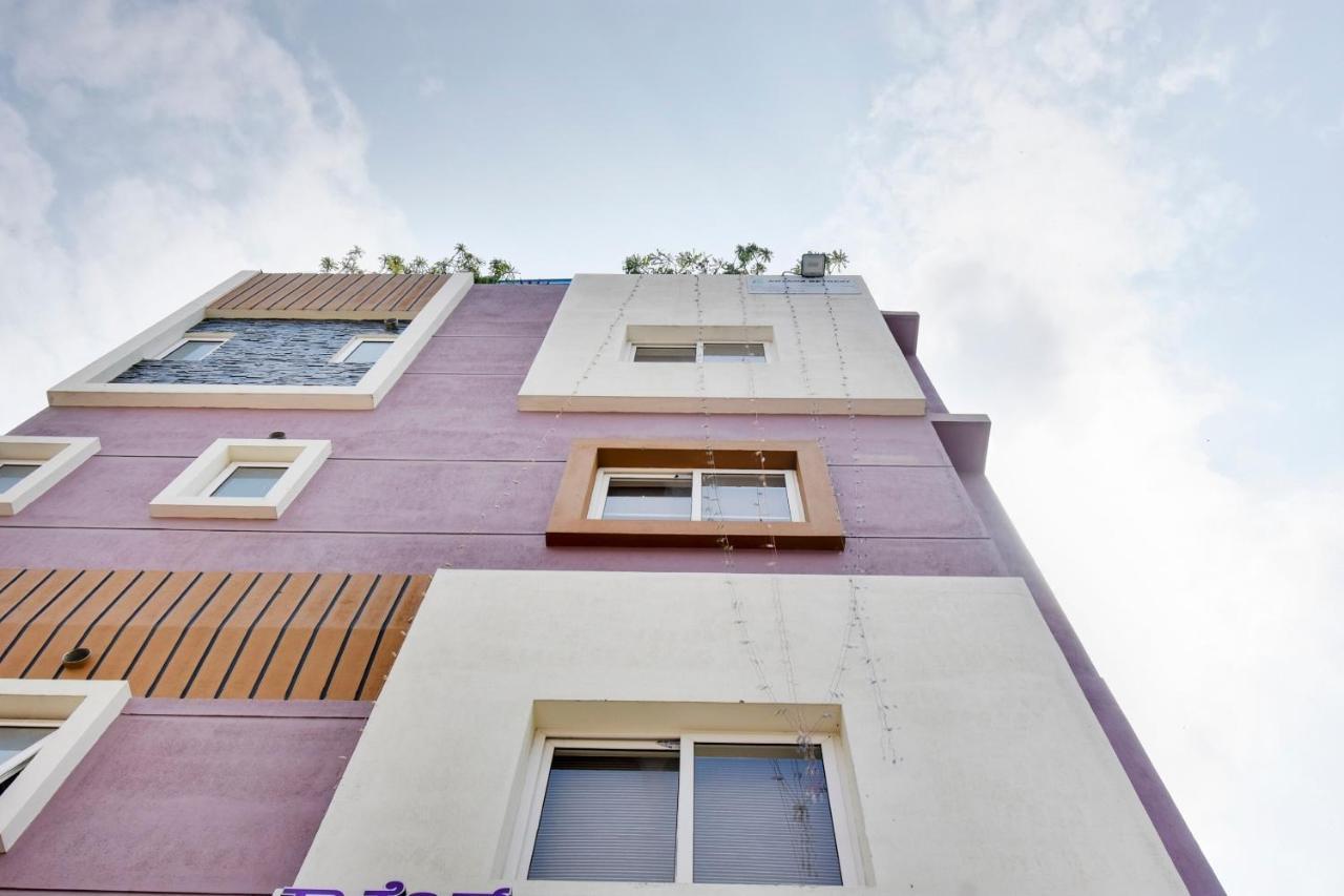 Oyo Flagship 76298 Prime 3* Bangalore