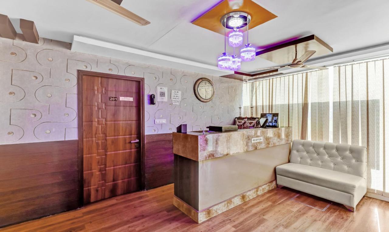Treebo Trip Dhanvitha Suites Bannerghatta Main Road 3* Bangalore