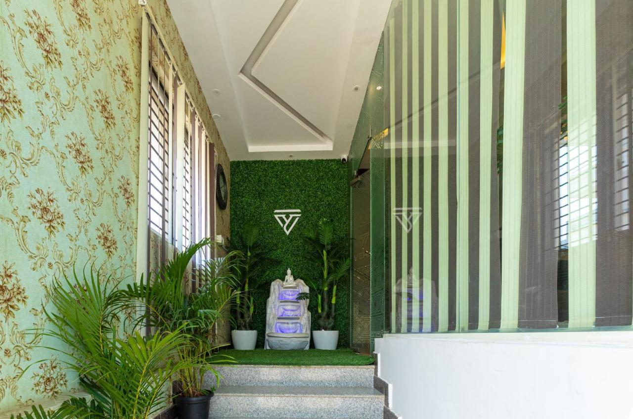 Hotel Vera By Bisque Brookefield 3*