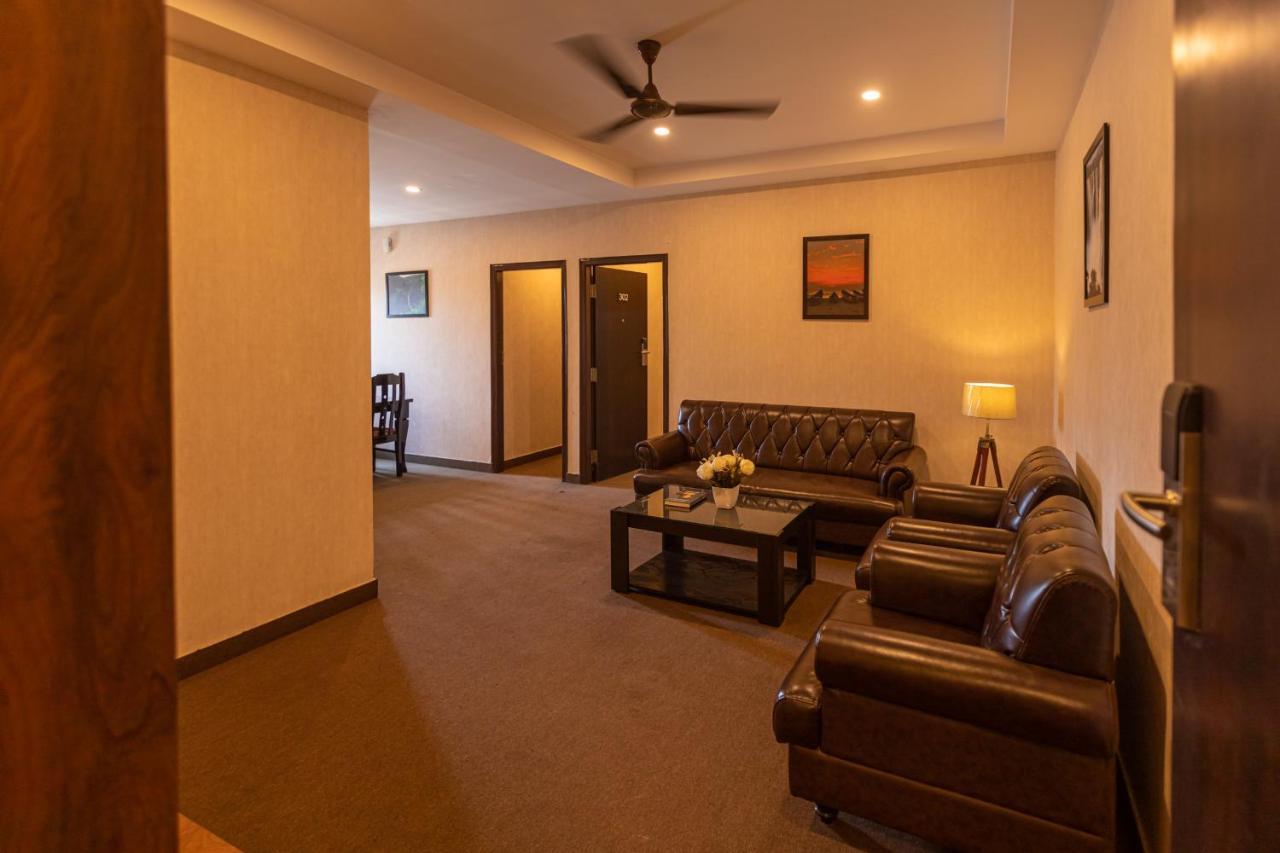 Hotel Vera By Bisque Brookefield