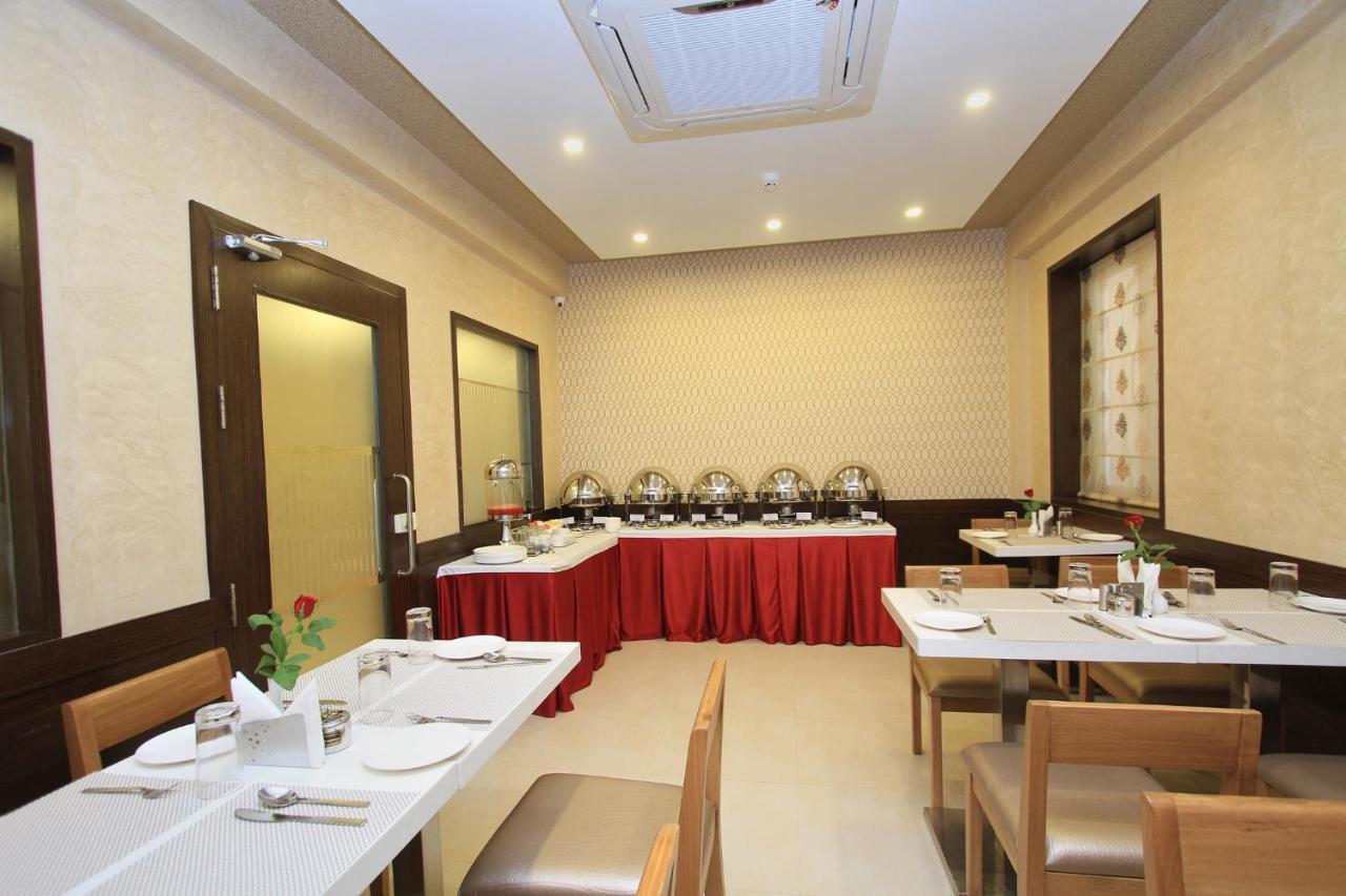 Hotel La Sara Regent