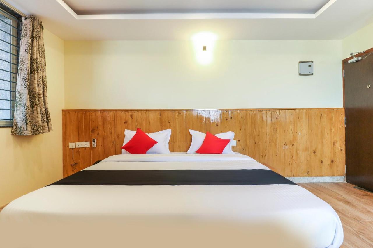 Capital O 64592 Dhanvitha Residency