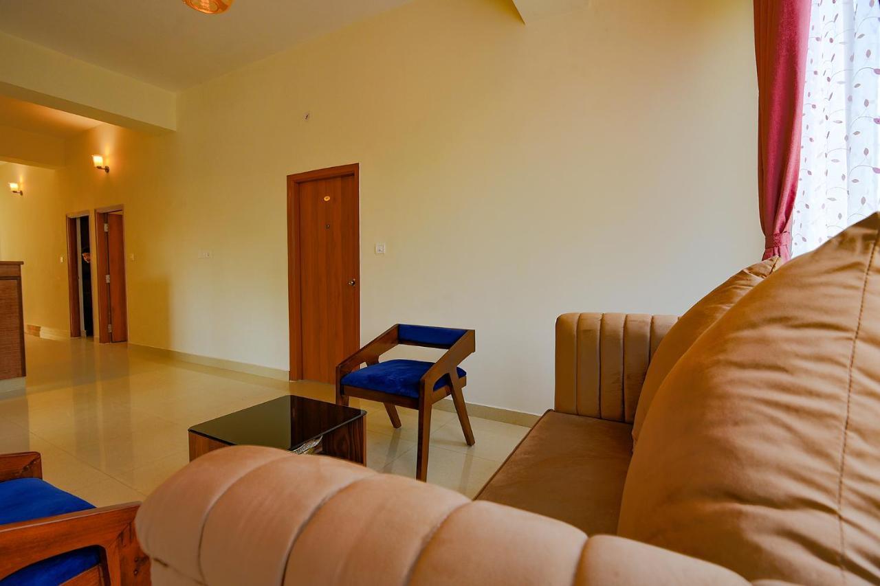 Hotel Fabhotel Gr View - Btm Layout 3*