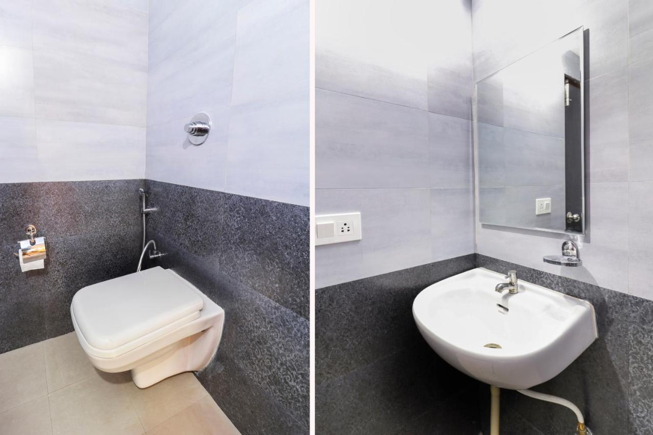 Hotel Capital O 64592 Dhanvitha Residency