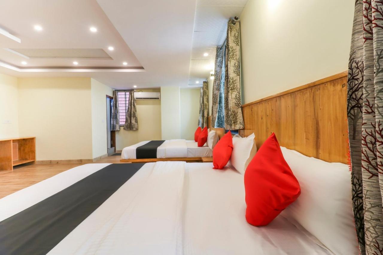 Hotel Capital O 64592 Dhanvitha Residency 3*