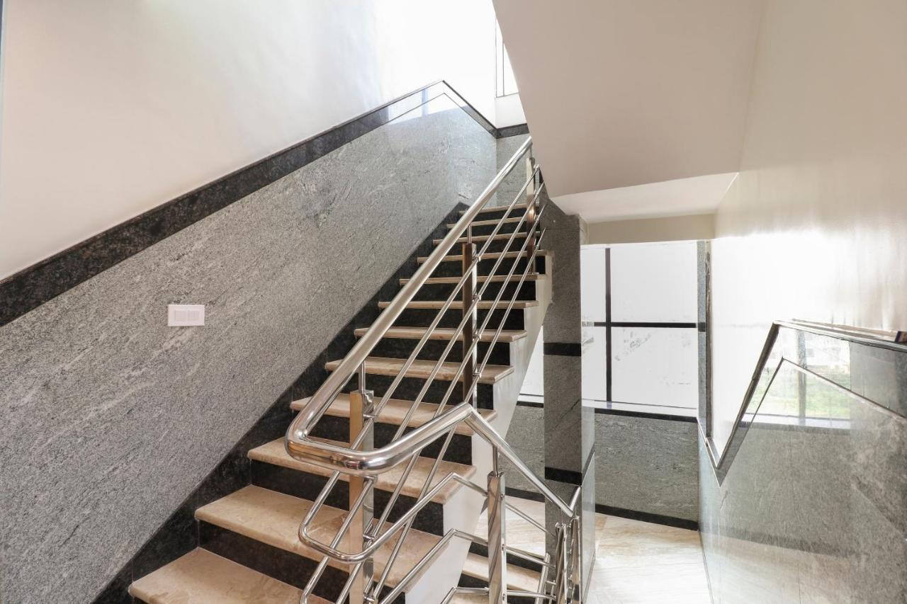 Capital O 64592 Dhanvitha Residency Hotel Bangalore