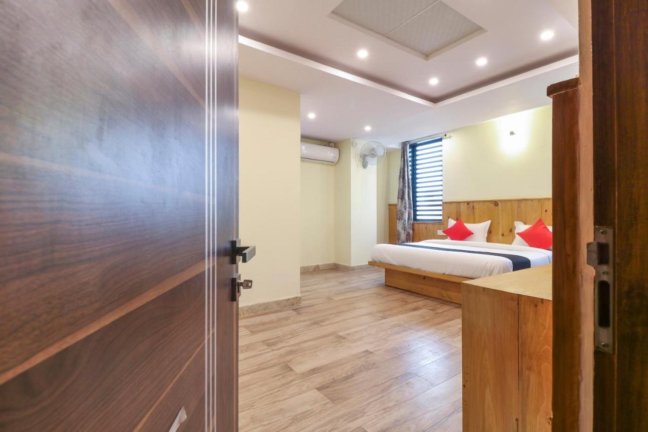 Capital O 64592 Dhanvitha Residency 3* Bangalore