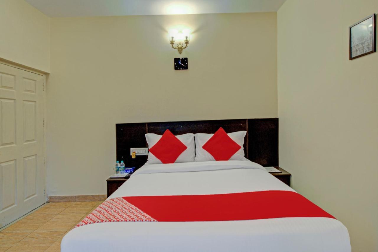 Oyo Flagship 9018 The Residency Hotel